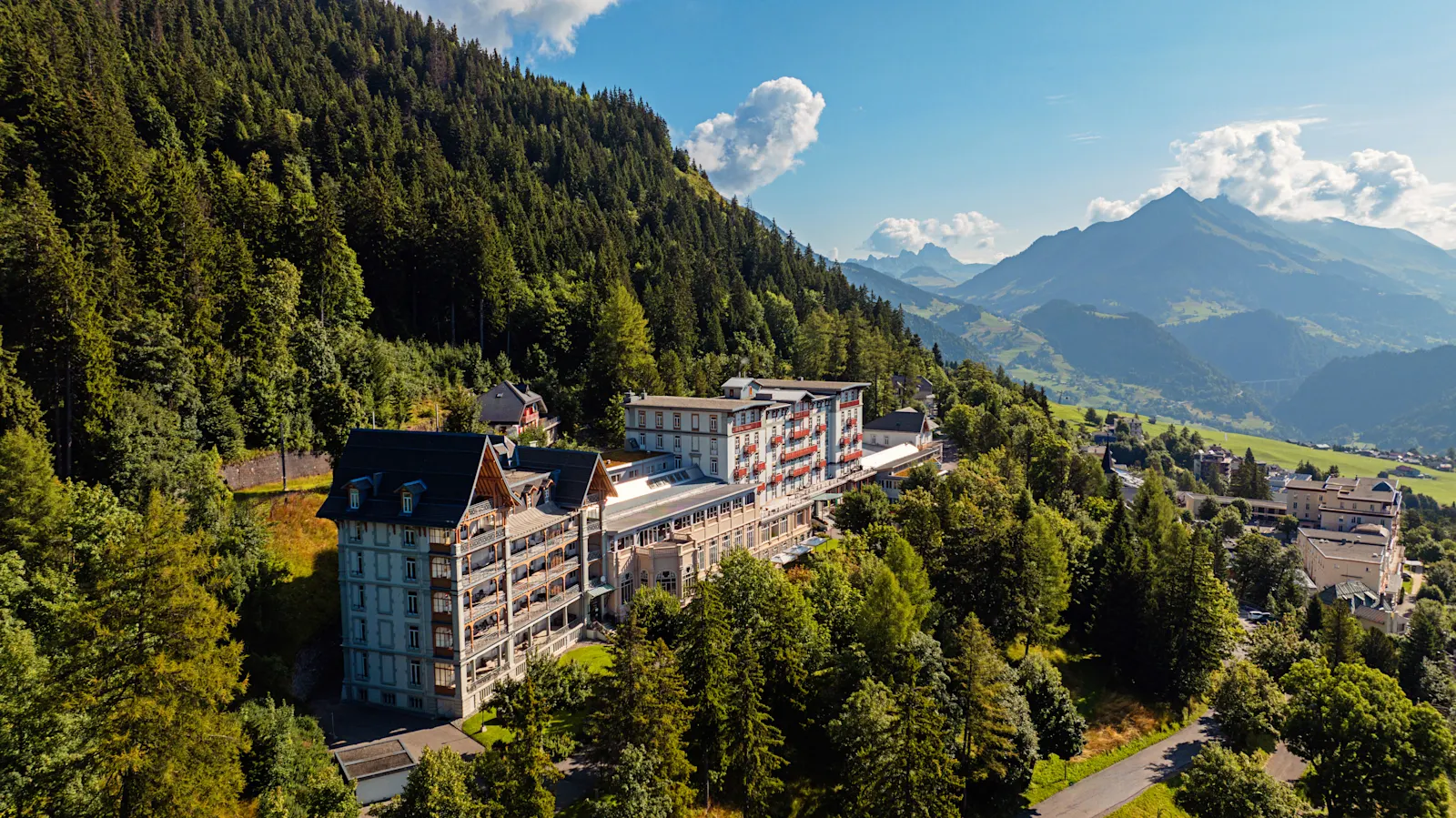 Leysin American School
